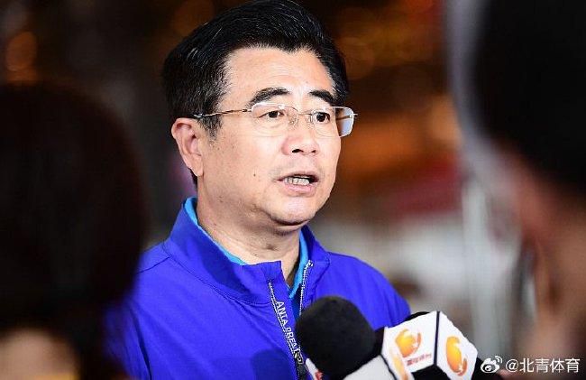 美臀美女被他爆操