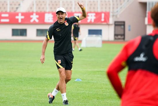 日本黄网站色视频免费观看_首页
