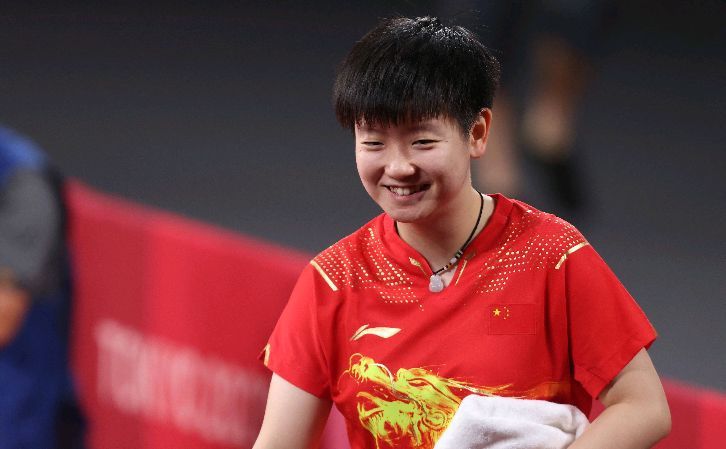 美臀美女被他爆操