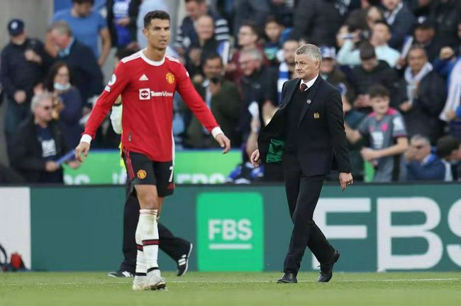 抓男友的女刑警